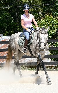 Barbo and visitor Mary Bell Vaughn. May 19, 2007