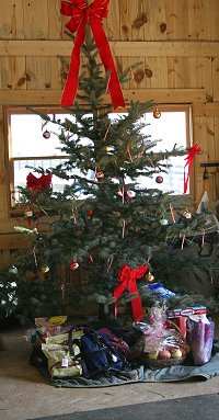 Southern Legacy and Cobb County had their own Christmas tree in the barn. December 2007