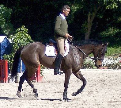 Whozierhurry and Joaquin Orth a member of the Mexican Olympic/Pan Am team rides him!
