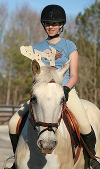 Tucker and his mom Zoe getting into the Christmas spirit! 