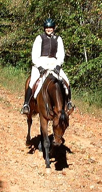 Aly's Charmer was on the buckle for most of the ride home. - October 15, 2005